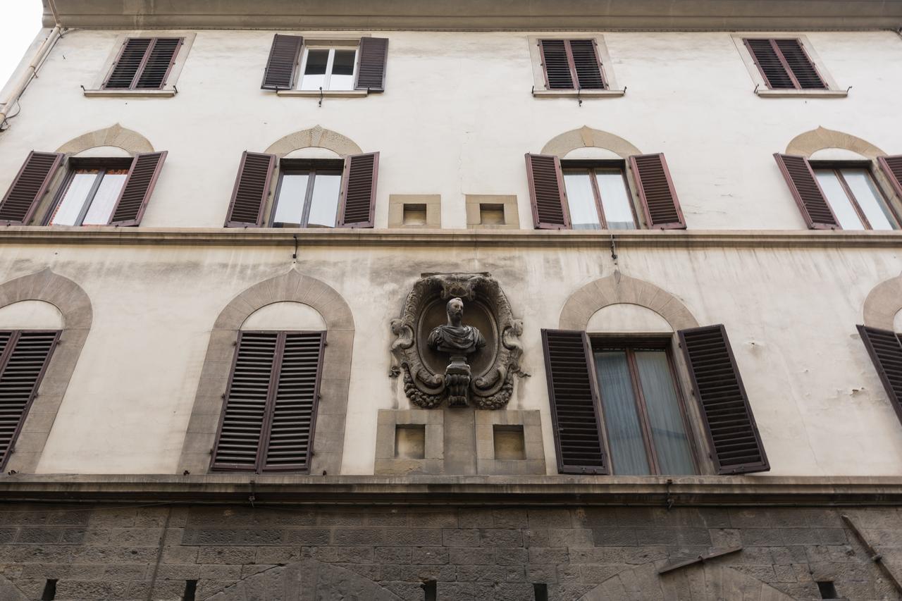 Old Bridge: Historical And Chic Apartment Florence Luaran gambar